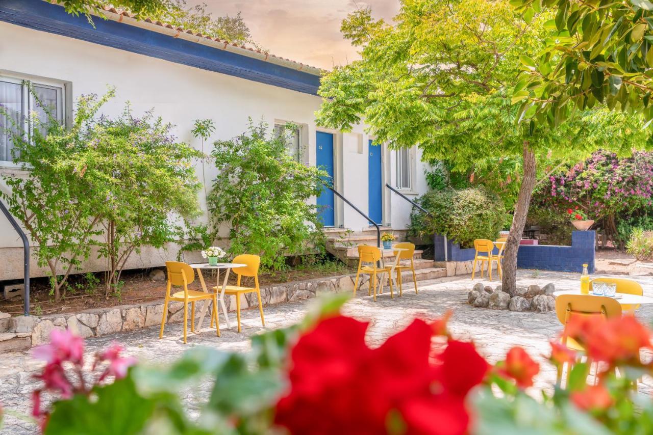 Travel Hotel Gesher Haziv Exterior foto