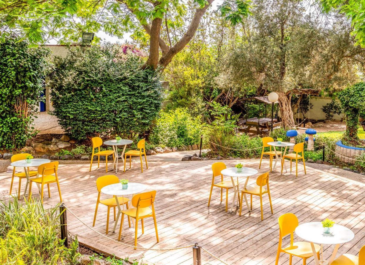 Travel Hotel Gesher Haziv Exterior foto