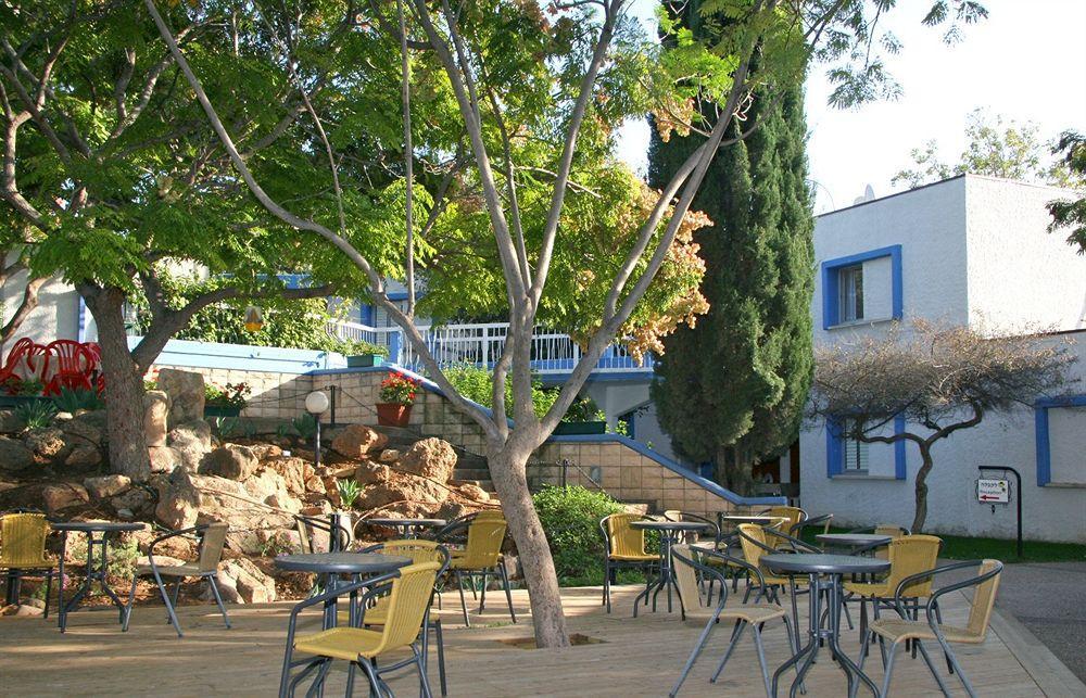 Travel Hotel Gesher Haziv Exterior foto