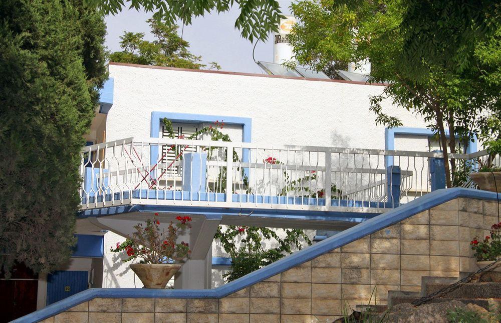 Travel Hotel Gesher Haziv Exterior foto