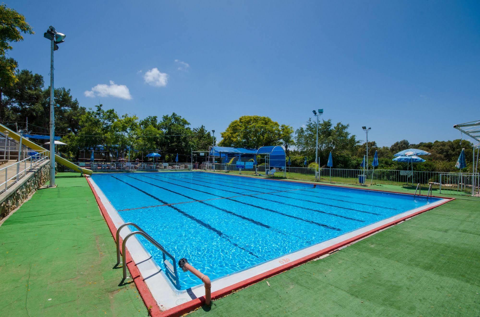 Travel Hotel Gesher Haziv Exterior foto