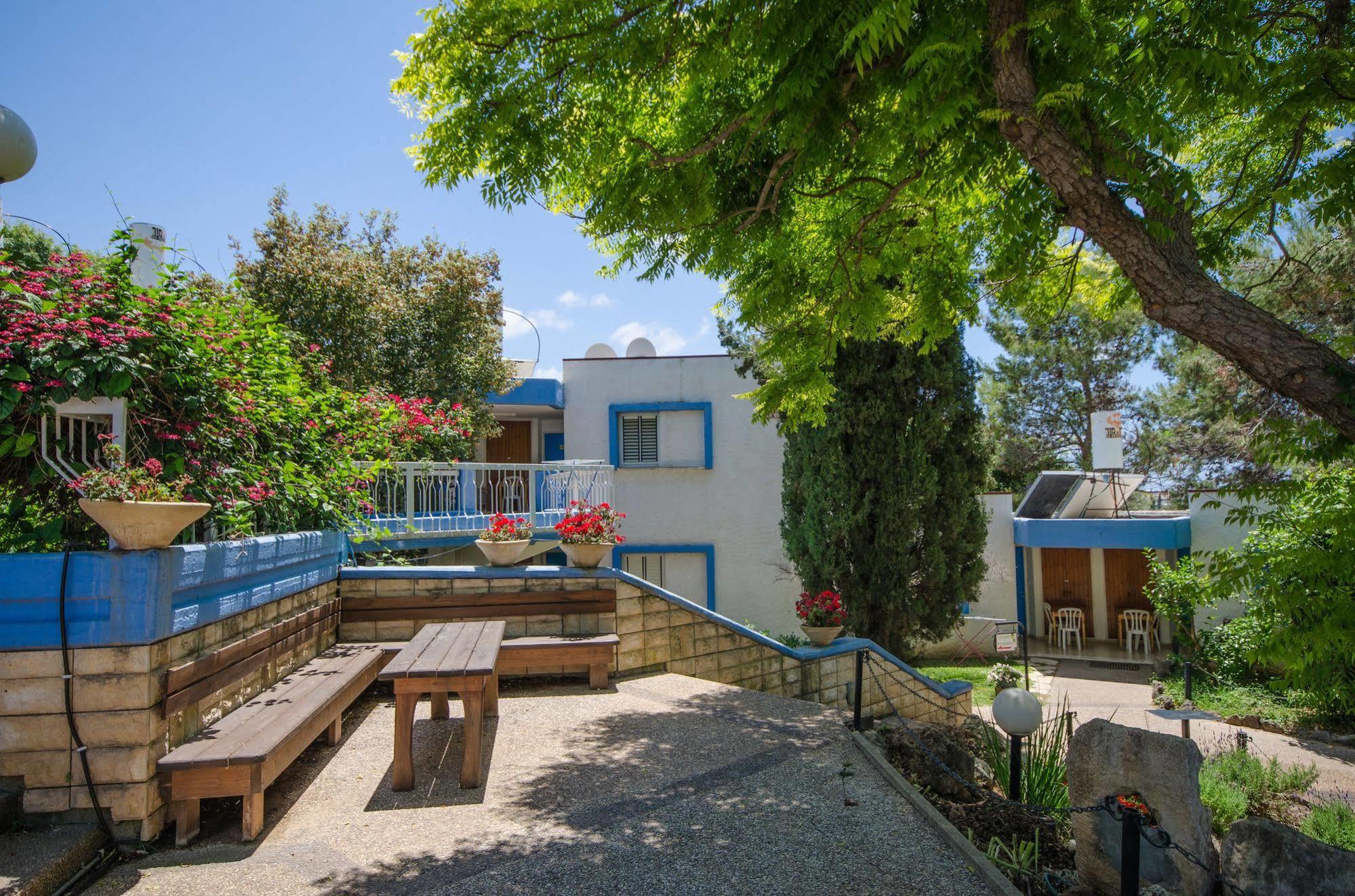 Travel Hotel Gesher Haziv Exterior foto